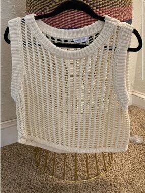 vestique Cream Open-Weave Sleeveless Knit Top